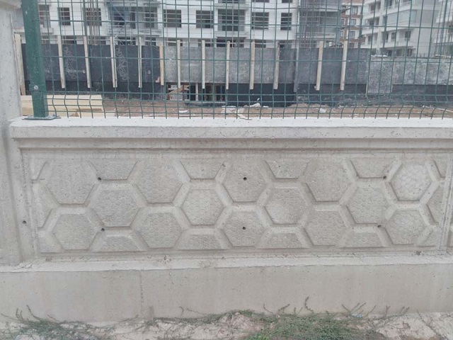 hatıl betonlu 1 metrelik beton duvar